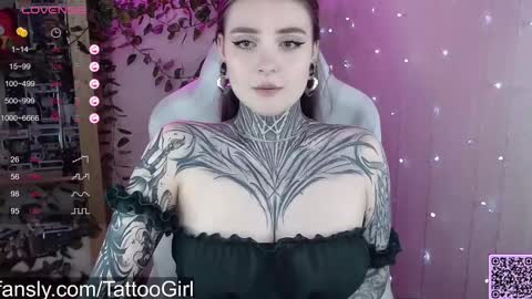 Snapshot of _peni_wise_ chatting on February 15, 4:56 pm _peni_wise_ online show from February 15, 4:56 pm