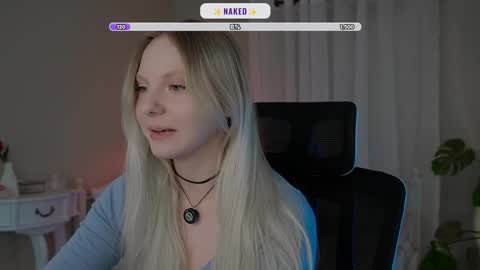 Snapshot of _penisflytrap_ chatting on October 28, 6:43 pm Viktoria online show from October 28, 6:43 pm