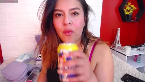 Laura online show from October 29, 5:58 pm