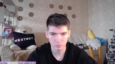 _pretty_fox_ online show from January 8, 7:03 am