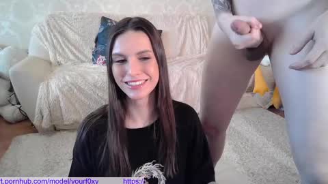 _pretty_fox_ online show from March 6, 8:19 am