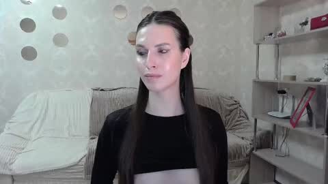 _pretty_fox_ online show from October 21, 4:51 pm