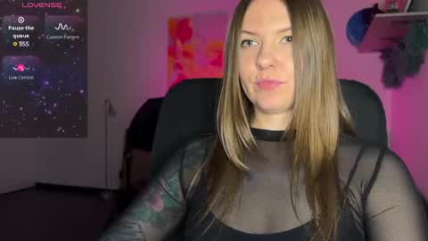  HADLY today day-off see u online 0112  online show from January 15, 4:54 pm