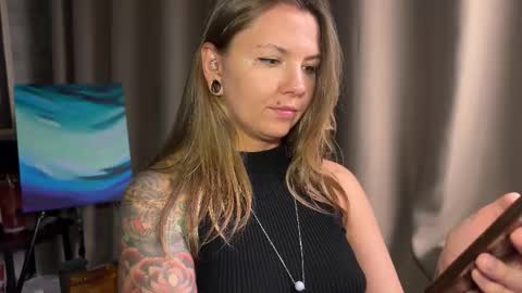  HADLY today day-off see u online 0112  online show from October 23, 2:27 pm