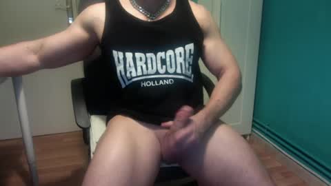 Snapshot of _r__o__b______ chatting on December 17, 3:28 am Demon Rob online show from December 17, 3:28 am