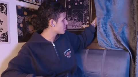 wav online show from September 21, 3:19 am