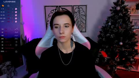 Snapshot of _rein_ramm chatting on December 27, 12:23 pm Rein online show from December 27, 12:23 pm