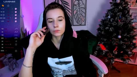 Snapshot of _rein_ramm chatting on December 28, 12:35 pm Rein online show from December 28, 12:35 pm