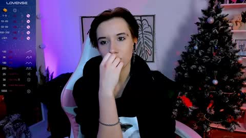 Snapshot of _rein_ramm chatting on December 31, 5:44 am Rein online show from December 31, 5:44 am