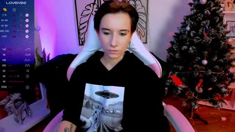 Snapshot of _rein_ramm chatting on December 31, 8:48 am Rein online show from December 31, 8:48 am