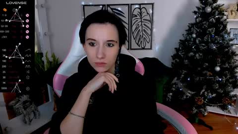 Snapshot of _rein_ramm chatting on January 4, 6:09 am Rein online show from January 4, 6:09 am