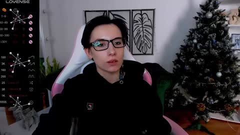 Snapshot of _rein_ramm chatting on January 4, 9:10 am Rein online show from January 4, 9:10 am