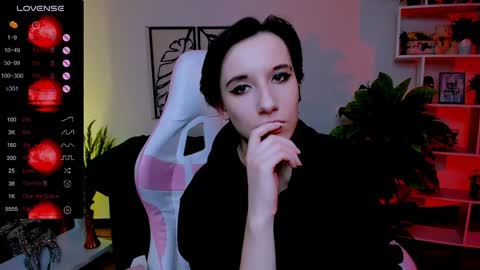 Snapshot of _rein_ramm chatting on January 17, 12:31 pm Rein online show from January 17, 12:31 pm