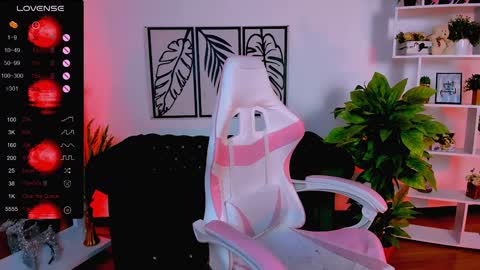 Snapshot of _rein_ramm chatting on January 28, 12:22 pm Rein online show from January 28, 12:22 pm