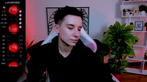 Snapshot of _rein_ramm chatting on January 30, 12:06 pm Rein online show from January 30, 12:06 pm