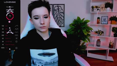 Snapshot of _rein_ramm chatting on February 8, 9:35 am Rein online show from February 8, 9:35 am