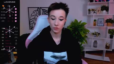 Snapshot of _rein_ramm chatting on February 10, 5:58 am Rein online show from February 10, 5:58 am