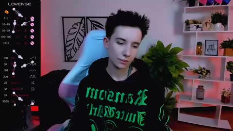 Snapshot of _rein_ramm chatting on February 12, 12:22 pm Rein online show from February 12, 12:22 pm