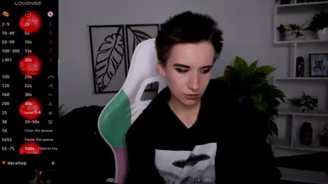 Snapshot of _rein_ramm chatting on September 15, 5:24 pm Rein online show from September 15, 5:24 pm