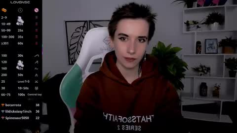 Snapshot of _rein_ramm chatting on October 1, 8:26 pm Rein online show from October 1, 8:26 pm