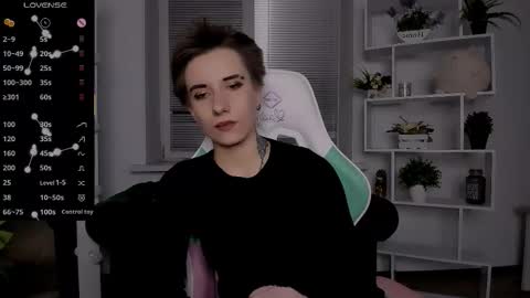 Snapshot of _rein_ramm chatting on October 11, 7:56 pm Rein online show from October 11, 7:56 pm