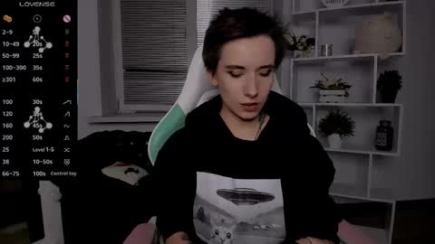 Snapshot of _rein_ramm chatting on October 12, 7:57 pm Rein online show from October 12, 7:57 pm