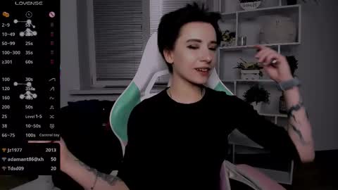 Snapshot of _rein_ramm chatting on October 17, 10:01 pm Rein online show from October 17, 10:01 pm