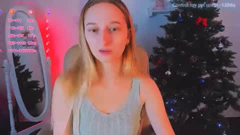 Snapshot of _ri_na_ chatting on December 15, 6:29 am I am Rina online show from December 15, 6:29 am