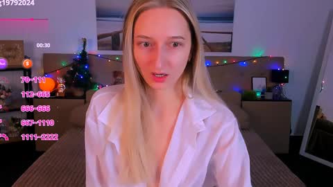 Snapshot of _ri_na_ chatting on December 29, 6:35 am I am Rina online show from December 29, 6:35 am