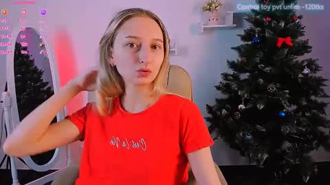 Snapshot of _ri_na_ chatting on January 8, 6:31 am I am Rina online show from January 8, 6:31 am