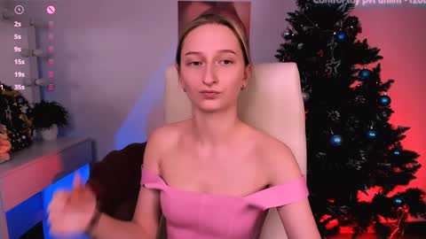 Snapshot of _ri_na_ chatting on January 13, 12:45 pm I am Rina online show from January 13, 12:45 pm