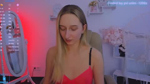 Snapshot of _ri_na_ chatting on February 8, 12:39 pm I am Rina online show from February 8, 12:39 pm