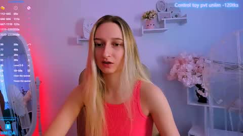 Snapshot of _ri_na_ chatting on February 11, 9:31 am I am Rina online show from February 11, 9:31 am