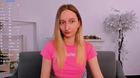 Snapshot of _ri_na_ chatting on September 12, 7:08 am I am Rina online show from September 12, 7:08 am