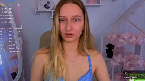 Snapshot of _ri_na_ chatting on September 21, 5:31 am I am Rina online show from September 21, 5:31 am