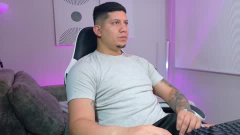 Roberto online show from March 25, 12:22 pm