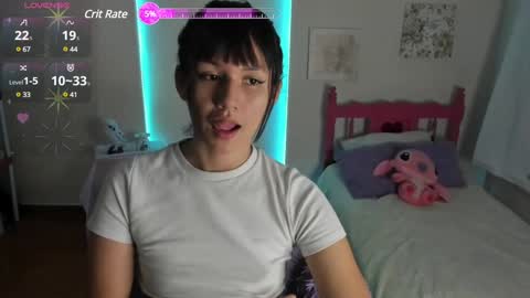 Snapshot of _roxy_1 chatting on December 4, 1:25 am veronik independent model online show from December 4, 1:25 am