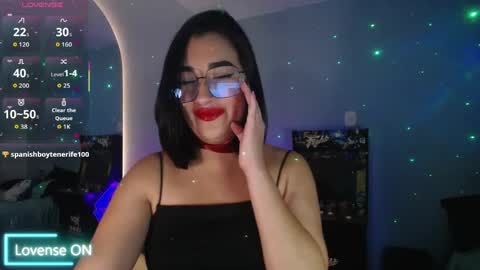 Snapshot of _santalove_ chatting on May 13, 9:33 pm SantaLove online show from May 13, 9:33 pm