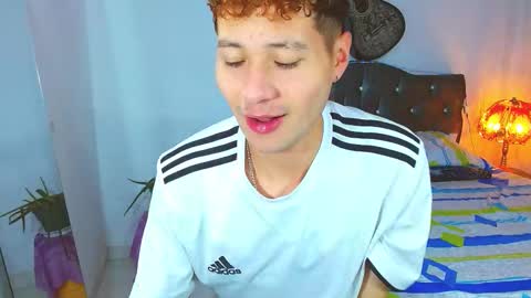 santi online show from March 21, 3:11 am