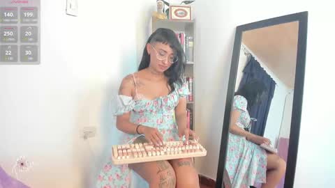 Snapshot of _saraaparker_ chatting on January 13, 11:17 pm Sarita online show from January 13, 11:17 pm