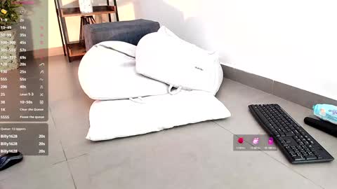 Snapshot of _sassy_girl chatting on January 28, 10:23 pm Sassy Girl online show from January 28, 10:23 pm