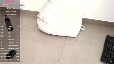 Snapshot of _sassy_girl chatting on February 24, 9:09 pm Sassy Girl online show from February 24, 9:09 pm