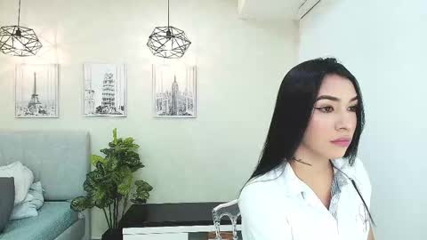 Snapshot of _sassy_girl chatting on October 13, 6:08 pm Sassy Girl online show from October 13, 6:08 pm