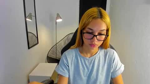 Valerie online show from April 9, 2:00 am