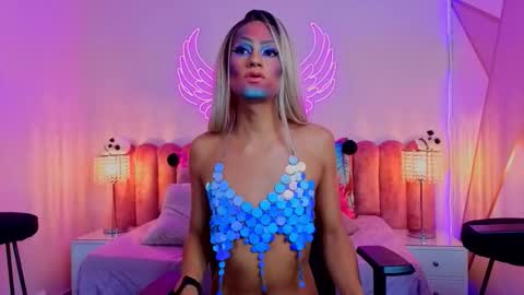 Snapshot of _scarletmoore chatting on October 26, 12:22 pm Scarlett online show from October 26, 12:22 pm