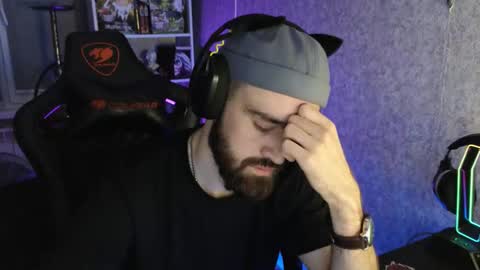 Ask me online show from October 22, 9:03 pm