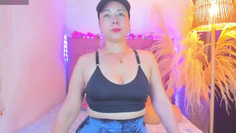 _sexbunny_ online show from April 22, 5:54 am