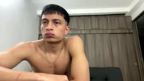 Juan Pablo-independent model online show from September 27, 2:38 am