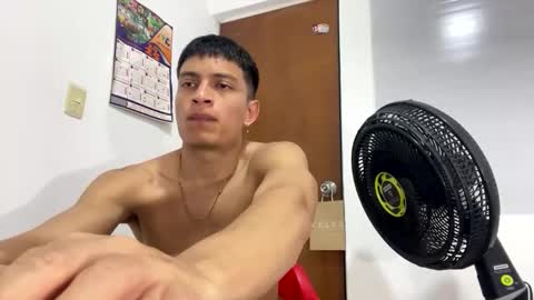 Juan Pablo-independent model online show from October 15, 5:29 am