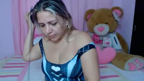 Snapshot of _sexyredhead_ chatting on January 27, 12:26 pm KATA online show from January 27, 12:26 pm